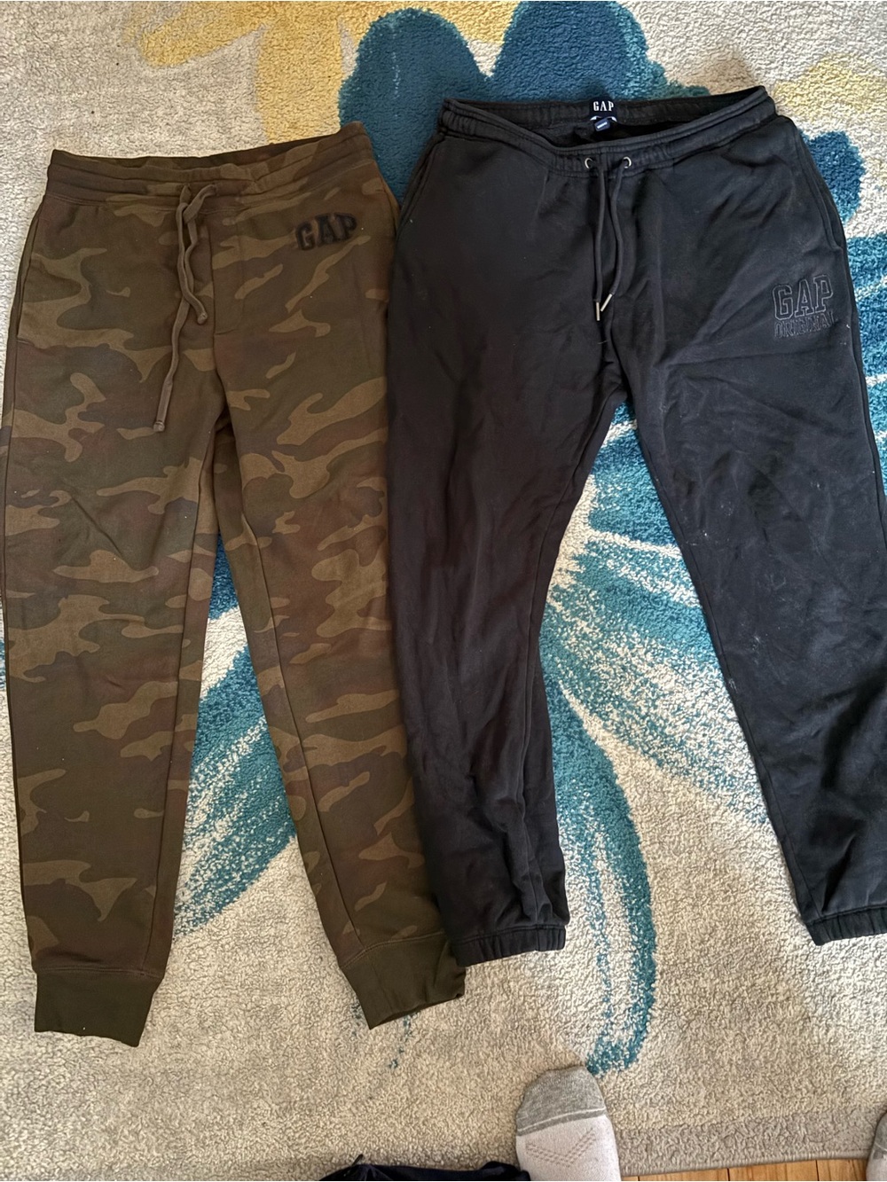 GAP Olive Camo and Black Jogger Pants Set